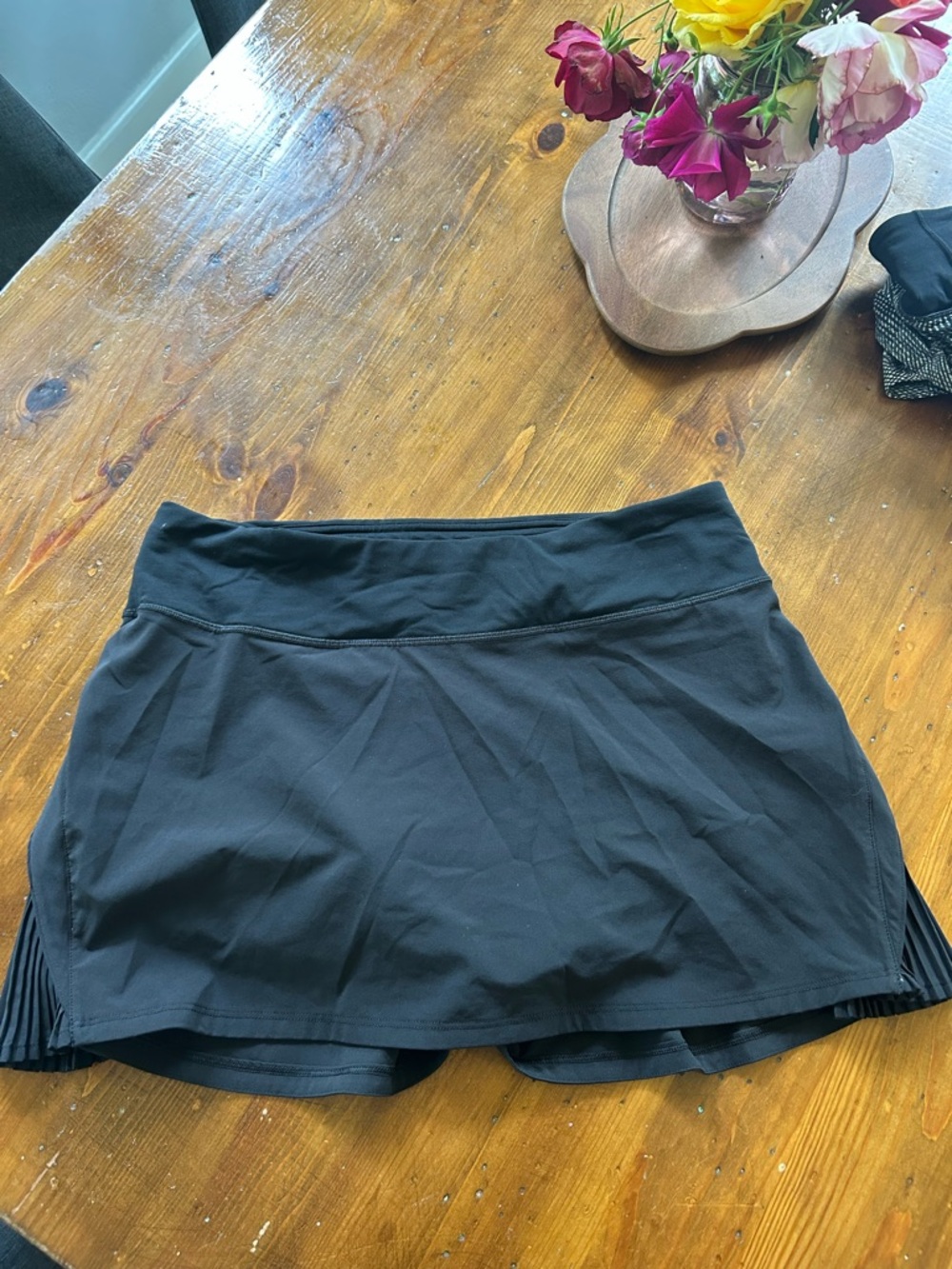 Lululemon black active skirt